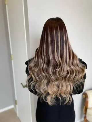 ロング シールエクステ KUMA🧸のヘアスタイル