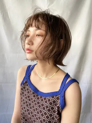 ショート カラー ヘアアレンジ ブリーチカラー💫 Miku🫶🏻のヘアスタイル