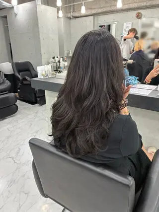 ロング カラー パーマ Endearing所属・Endearing 北澤那未🌟銀座のヘアスタイル