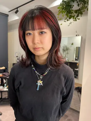 ミディアム カラー アトム/ウルフ パーマ/レイヤーのヘアスタイル