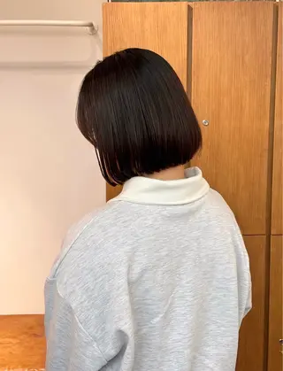 ミディアム aiko【艶カラー ・ミニモ年内で終了】のヘアスタイル