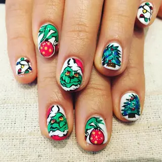 ネイル Li'leaNail AINAのネイルデザイン