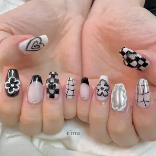 ネイル nail salon e'mu💐のネイルデザイン