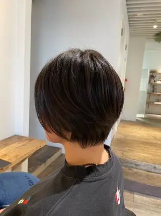 ショート ふくだももこ🍑 似合わせカットのヘアスタイル