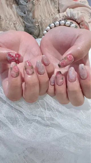 ネイル 新井 ひなののネイルデザイン