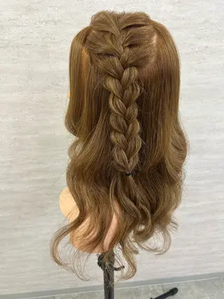 ヘアアレンジ 武田 比奈のヘアスタイル