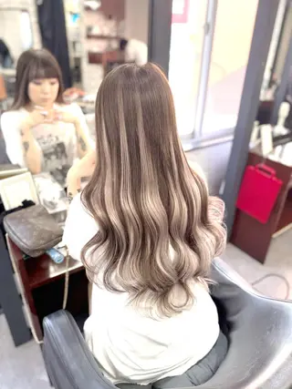 ロング 💎馴染むエクステ ×カラーTOMO💎のヘアスタイル