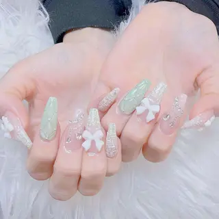 ネイル ミン ゴテゴテネイルのネイルデザイン