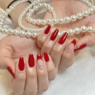 ネイル RAFFINE 月🦋🩵のネイルデザイン