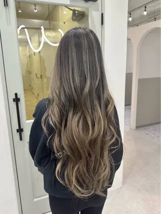 ロング カラー 韓国レイヤー透明感 カラーヨウスケのヘアスタイル