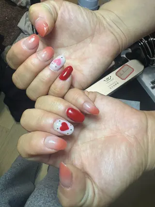 ネイル RURIネイル所属・GAO CHONGのネイルデザイン