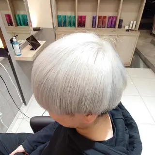 カラー メンズ F.hair salon所属・ハイトーン×髪質改善 🌈しゅんだい🌈のヘアスタイル