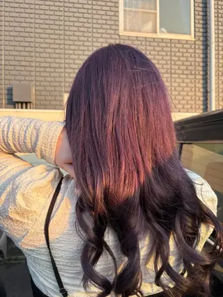 ロング カラー 西澤 綺羅のヘアスタイル