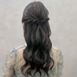 ロング ヘアアレンジ 伊藤 玲衣のヘアスタイル