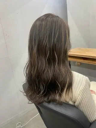 ロング ひより ／Nのヘアスタイル