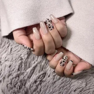 ネイル NEO Beauty Salon所属・𝐍𝐄𝐎 𝐉𝐔𝐑𝐈のネイルデザイン