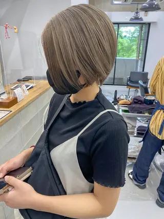 ショート カラー 栄・伏見 JOULE'Sのヘアスタイル