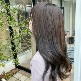 ロング カラー ショートヘアはお任せ 冨樫真未のヘアスタイル