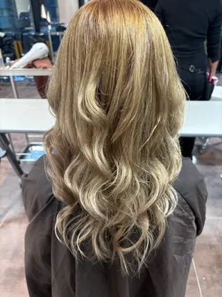 ロング little川越所属・Eve ❤︎のヘアスタイル