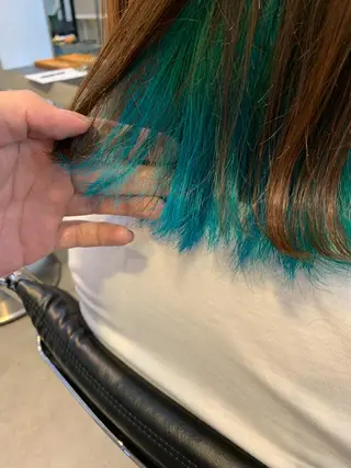 カラー SAKURA 原宿所属・なかの たくみのヘアスタイル