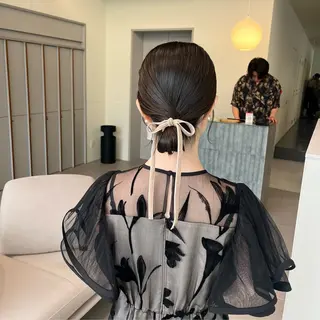 セミロング ヘアアレンジ ブリーチ/レイヤー 🌻Mutsumiのヘアスタイル