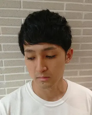 メンズ カラー パーマ ヘアアレンジ ブリーチ/ヘアケア/ 艶髪/イギチハルのヘアスタイル