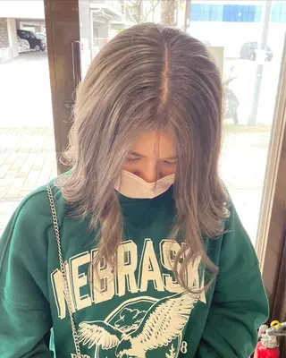 ミディアム andKおもろまち店 艶ダブルカラー✨のヘアスタイル