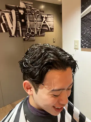 パーマ メンズ BARBER SHOP 涼所属・岡村 海のヘアスタイル