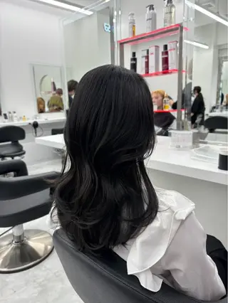 ミディアム カラー 🤍レイヤー/顔周り /hirari🤍のヘアスタイル