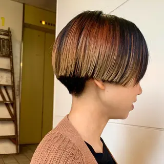 ショート カラー Arrows(アローズ)所属・個性的🩰⭐︎盛岡 🧿タテイシアイカのヘアスタイル