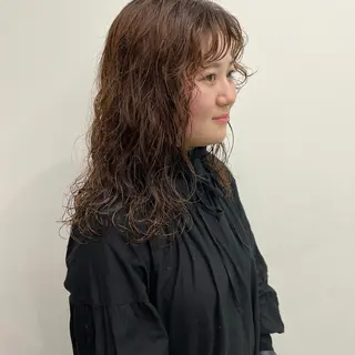 ロング パーマ 舟橋耀/ブリーチカラ ー/レイヤーカットのヘアスタイル