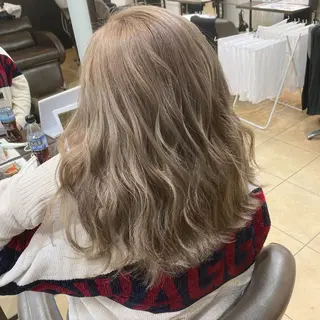 ミディアム lien ヒジリのヘアスタイル