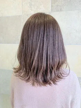 カラー 艶髪/透明感/ 三宅晴香のヘアスタイル