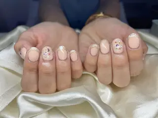 ネイル マツエク・マツパ アイブロウ Nail&eye Belire 新宿のネイルデザイン