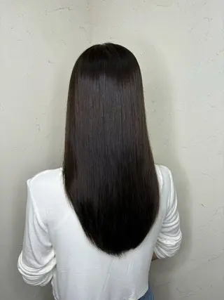 ロング 顔周り/暗髪カラー /アベ マホのヘアスタイル