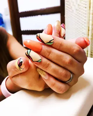 ネイル 美尽  BIZIN所属・久々 もえみのネイルデザイン