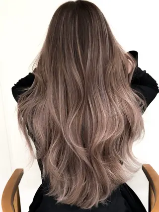 ロング カラー ✨レイヤーカット/透 名感カラー特化✨のヘアスタイル