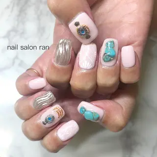 ミディアム ネイル nailsalon ranのネイルデザイン