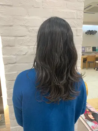 セミロング カラー 加藤 あやみのヘアスタイル