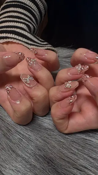 ネイル MAAPISNAIL所属・鬼澤 真凜のネイルデザイン