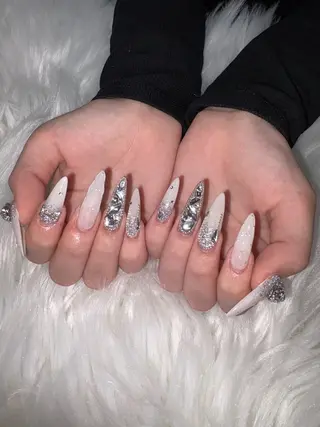 ネイル SHION  のネイルデザイン