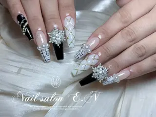 ネイル E.N🦋 長さ出し/持ち込みのネイルデザイン