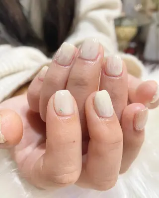 ネイル crystal ⭐︎ colorのネイルデザイン