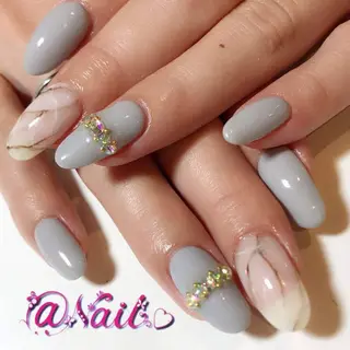 ネイル 小尾 栞のネイルデザイン