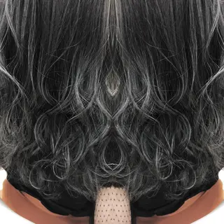 ロング カラー EARTH 越谷店のヘアスタイル