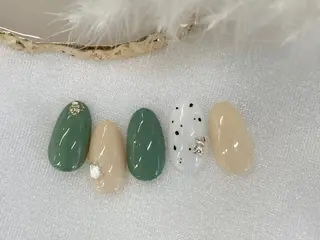 ネイル 大宮 琴冬音のネイルデザイン