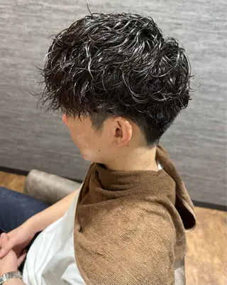メンズ 𝑭𝒖𝒌𝒂🩶 モテ髪×透明感カラーのヘアスタイル