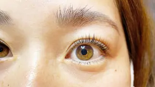 マツエク・マツパ amour所属・amour ERIKAのマツエク・マツパデザイン