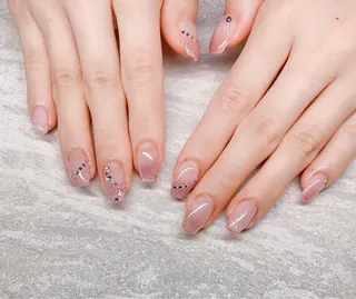 ネイル R inのネイルデザイン