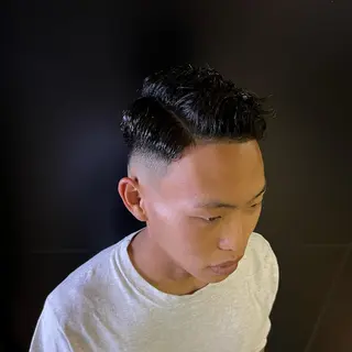 ショート 豊崎 佑輔のヘアスタイル